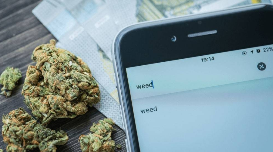 How to Buy Weed Safely Online: Tips for Canadian Consumers